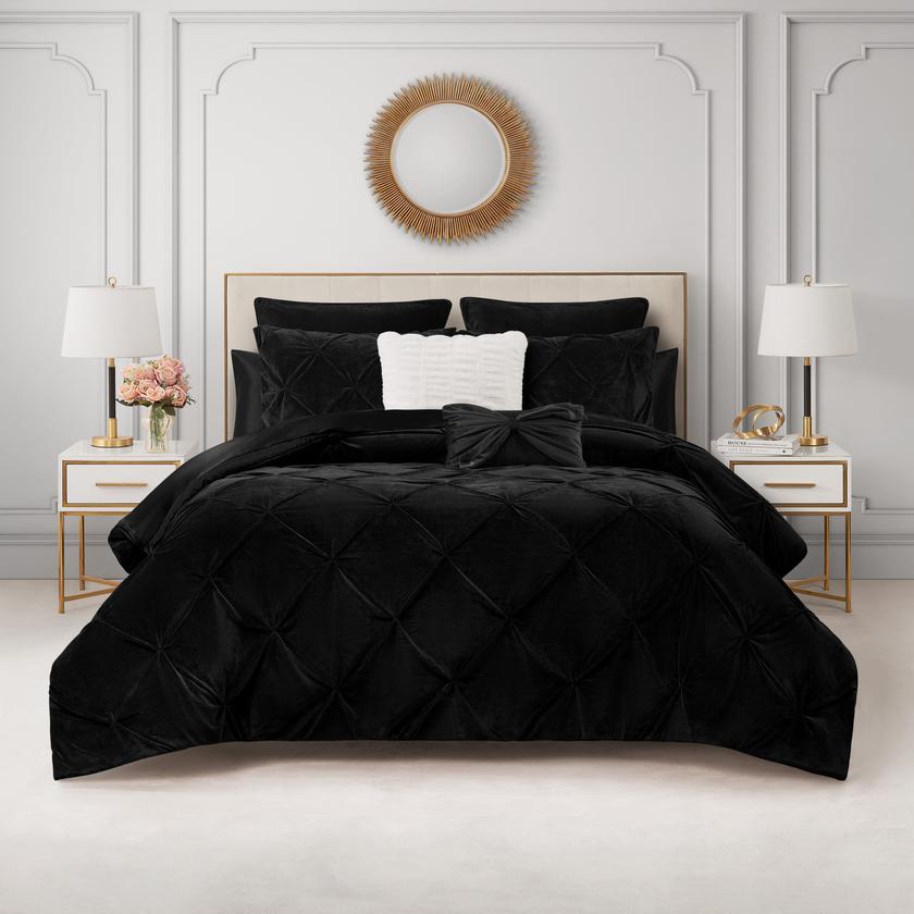 Kiss Pleat Micromink Comforter Set With Decorative Pillows High Quality