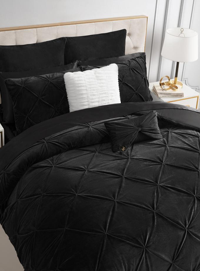 Kiss Pleat Micromink Comforter Set With Decorative Pillows High Quality