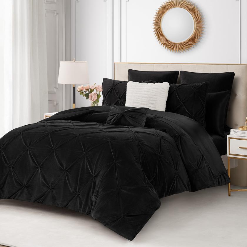 Kiss Pleat Micromink Comforter Set With Decorative Pillows High Quality