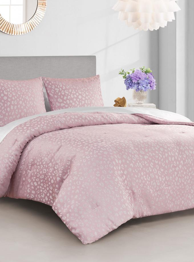 Sparkle Cheetah Jaquard Comforter Set On Sale